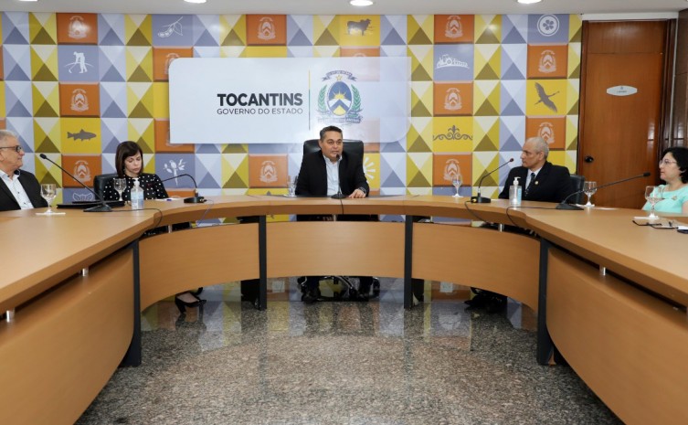 Governo do Tocantins recebe confederação maçônica em comemoração aos 33 anos da instituição no Estado