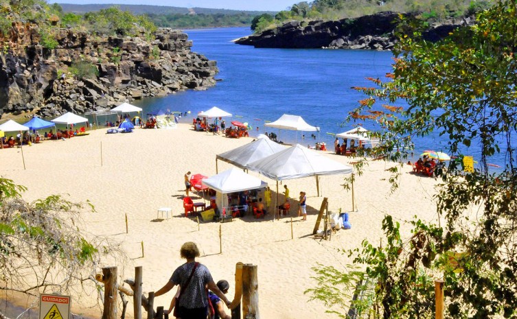 Foram visitados 55 estabelecimentos comerciais nas sete cidades, incluindo barraqueiros, empreendedores e ambulantes, além dos turistas que estiveram aproveitando a temporada de praias do Tocantins - Foto: Juliana Carneiro/Governo do Tocantins
