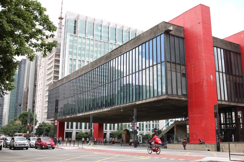 Exposição no Masp apresenta trabalho de Cinthia Marcelle