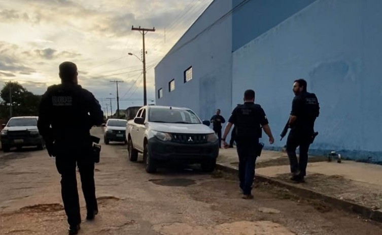 Operação da Polícia Civil prende integrantes de facção criminosa suspeitos de cometer homicídios e tráfico de drogas em Formoso do Araguaia