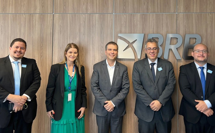 Governo do Tocantins se reúne com o presidente do BRB visando parcerias em programas sociais e fiscais