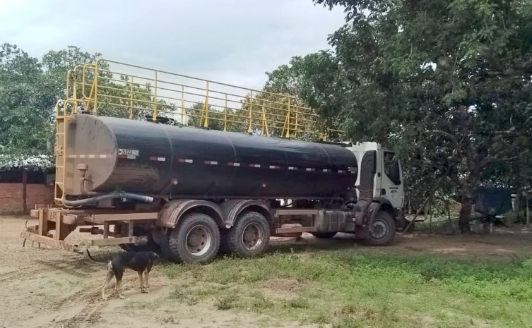 Governo do Tocantins disponibiliza água potável para aldeia do povo Xerente