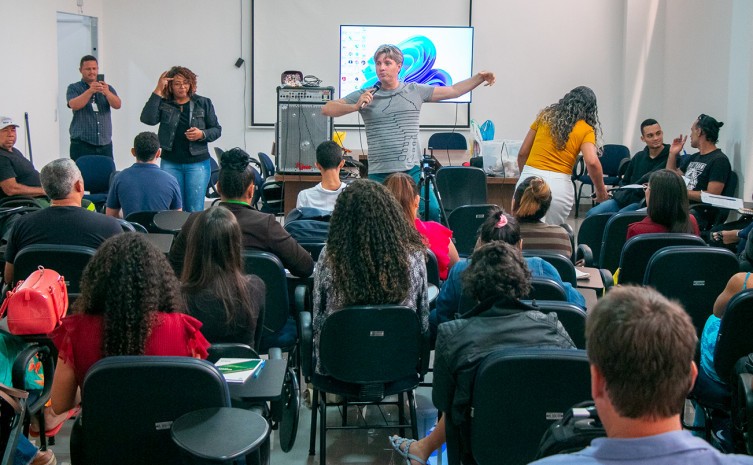 Governo do Tocantins conclui nova turma do curso de Dicção e Oratória em Palmas