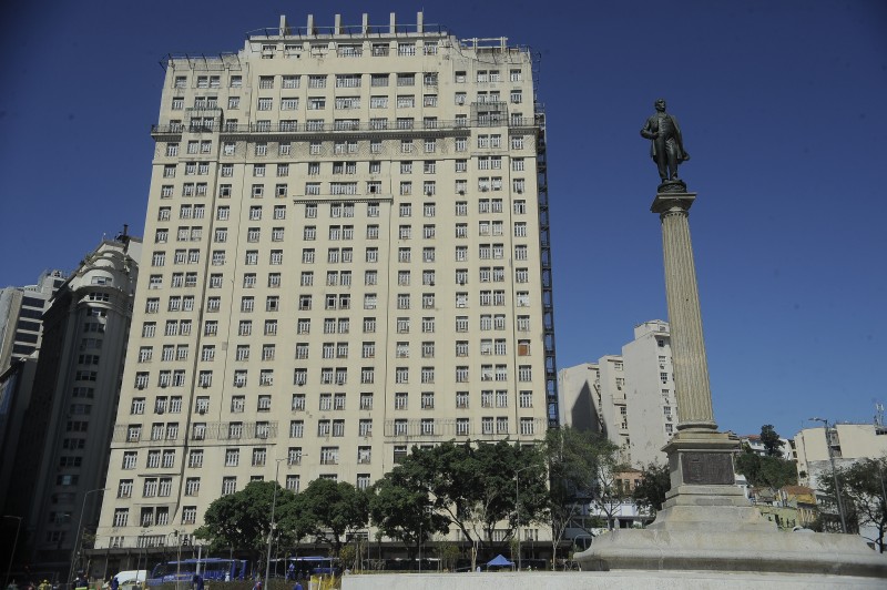 Ministério avaliará proposta de compra do Edifício A Noite, no Rio