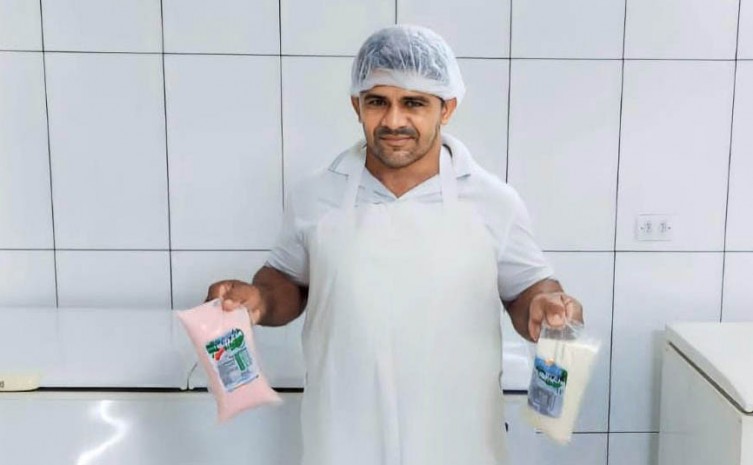 Agricultor familiar recebe apoio do Governo do Tocantins na implantação da primeira Unidade de Beneficiamento de Leite de Itapiratins