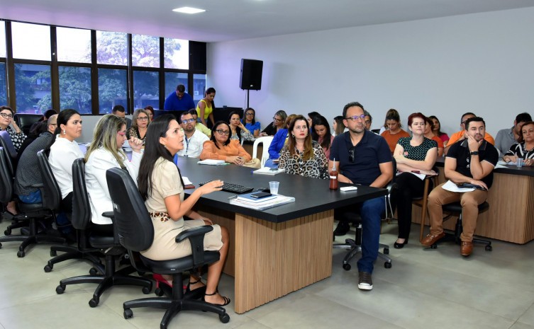Reunião do Grupo Condutor busca melhorar os serviços de urgência e emergência no SUS - Foto: André Araújo/Governo do Tocantins