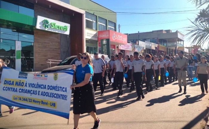 Polícia Civil participa de ato em conscientização pelo Dia Nacional de Combate à Violência contra a Criança e ao Adolescente em Taguatinga