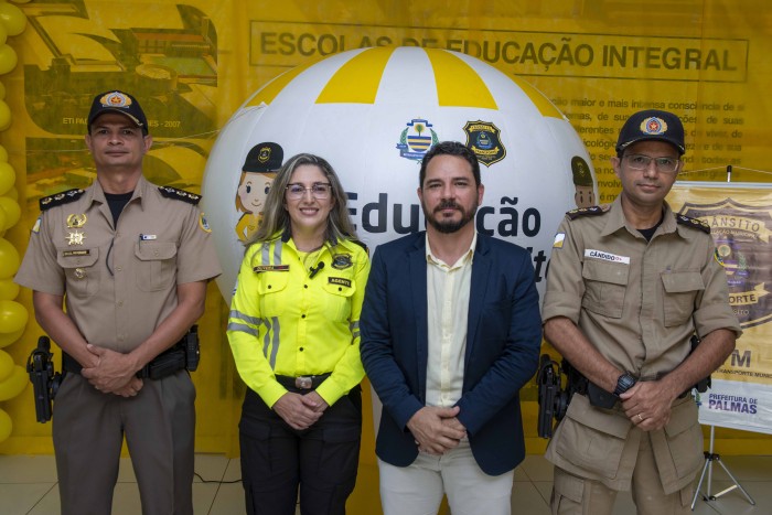 Superintendente de Trânsito do Municipio, Valeria Oliveira, e o Secretário de Segurança e Mobillidade Urbana (Sesmu), prestigiam o lançamento da Campanha do Maio Amarelo 2023 local: ETI Padre Jossimo Data: 05.05.2023 - Fotógrafo:Luciana Pires/Secom Palmas