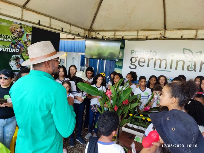 Estudantes visitam Projeto Germinar na Fazendinha do Calor Humano na Agrotins - Fotógrafo:Divulgação