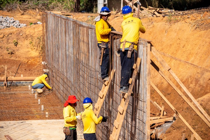 Bueiro celular triplo está sendo construído na Av. Amaralina - Fotógrafo:Luciana Pires/Secom Palmas