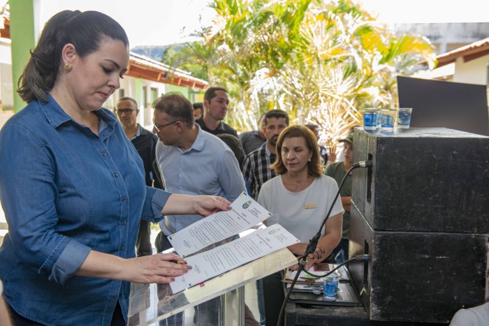 Cinthia Ribeiro anunciou a liberação de R$ 5 milhões de custeio para fomento de atividades culturais em Taquaruçu - Fotógrafo:Luciana Pires/Secom Palmas