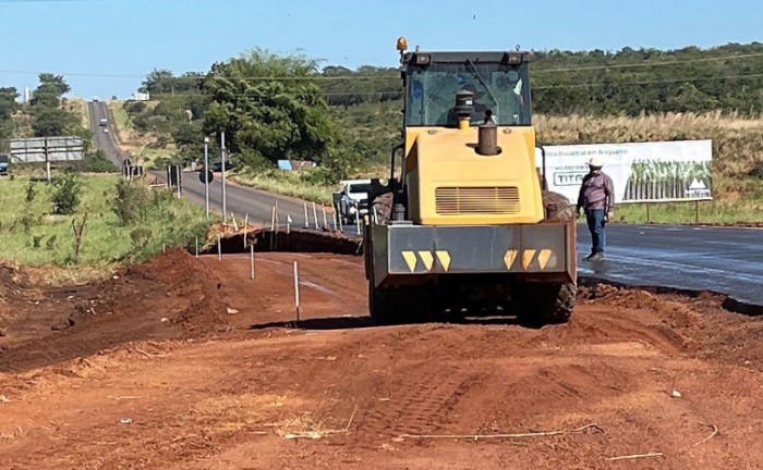 Governo do Tocantins constrói trevo na TO-222 de acesso aos jardins dos Ipês, Boa Sorte e às futuras instalações do Hospital Geral de Araguaína 