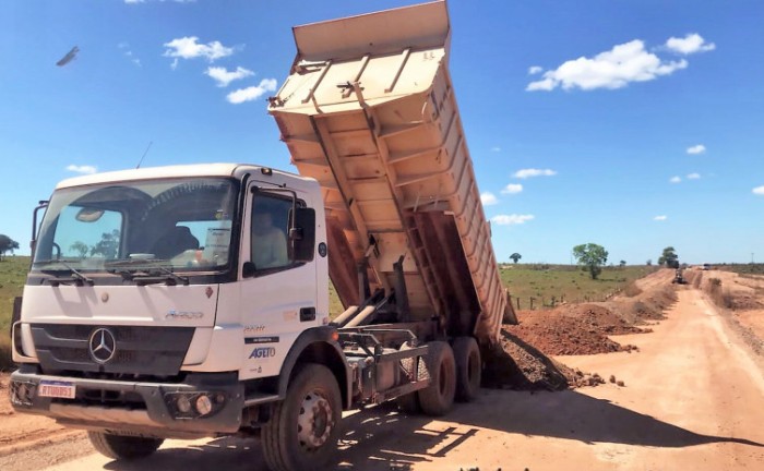 Governo do Tocantins finaliza manutenção nas rodovias TO-245 e TO-020 entre Lizarda e Novo Acordo, na região do Jalapão