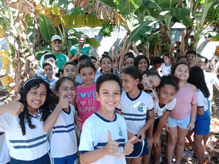 Crianças aprenderam as etapas do plantio da cultura de bananas, o processo de cuidado até a colheita do fruto - Fotógrafo:Divulgação