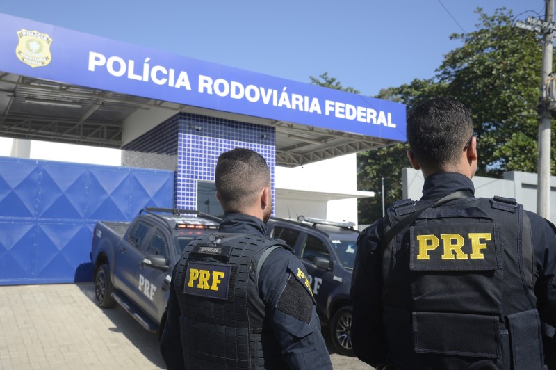 Decreto autoriza nomeação de até 625 policiais rodoviários federais