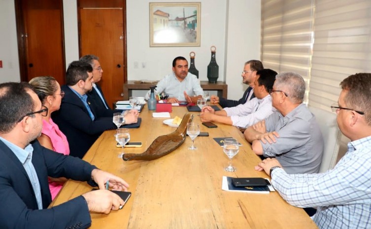 Governador Wanderlei Barbosa reúne secretários para alinhamento e planejamento da gestão 