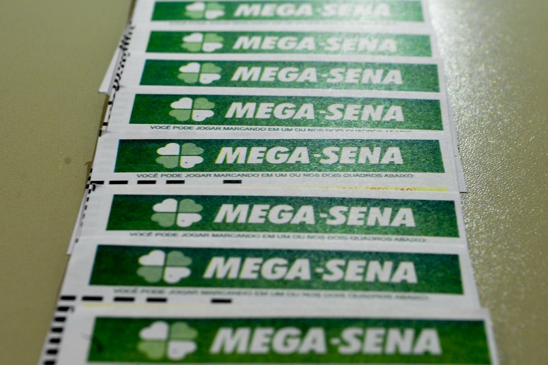 Mega-Sena volta a acumular; próximo concurso deve pagar R$ 115 milhões