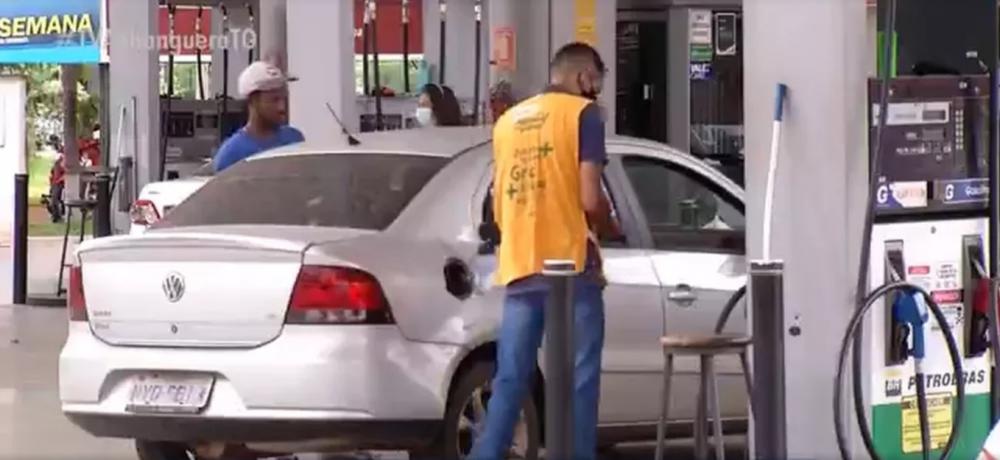 Após novo aumento, litro da gasolina chega a R$ 7,79 em Palmas